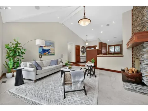 17907 Cardinal Drive Lake Oswego OR 97034