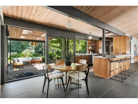 700 Pebble Beach Court Lake Oswego OR 97034