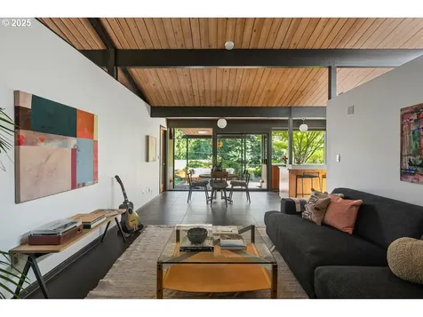 700 Pebble Beach Court Lake Oswego OR 97034