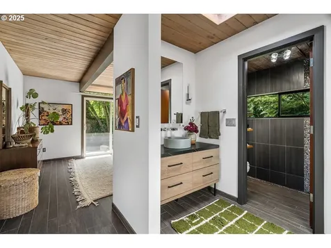700 Pebble Beach Court Lake Oswego OR 97034