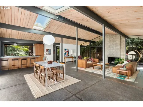 700 Pebble Beach Court Lake Oswego OR 97034