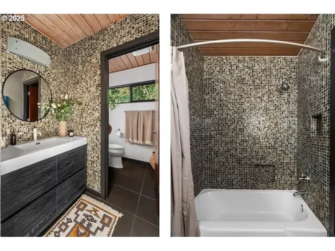700 Pebble Beach Court Lake Oswego OR 97034