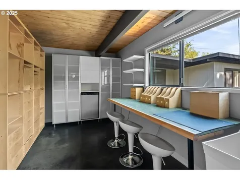 700 Pebble Beach Court Lake Oswego OR 97034