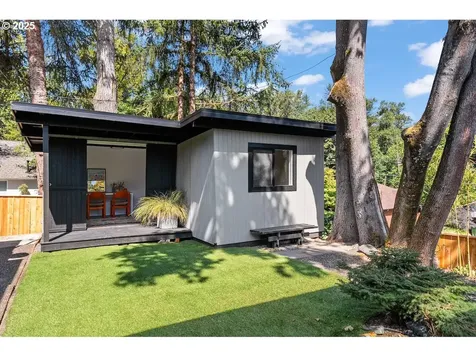 700 Pebble Beach Court Lake Oswego OR 97034