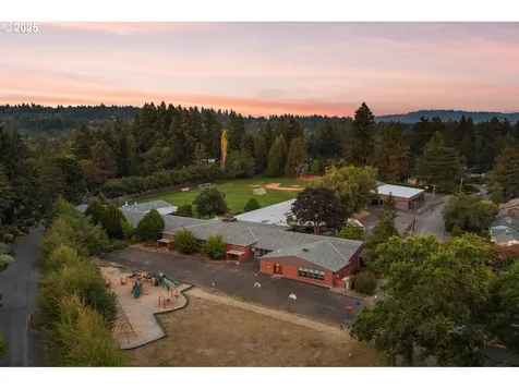 700 Pebble Beach Court Lake Oswego OR 97034