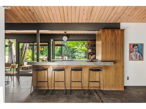 700 Pebble Beach Court Lake Oswego OR 97034