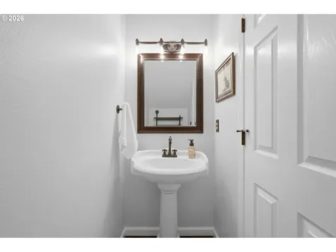 4117 SE 186th Place Vancouver WA 98683