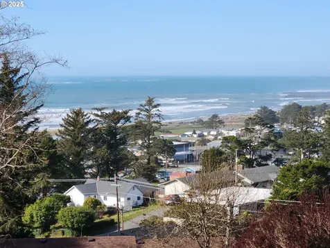 94248 Seaview Lane Gold Beach OR 97444