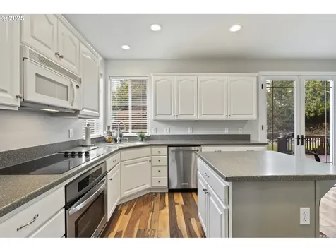 16275 SW Goshawk Street Beaverton OR 97007