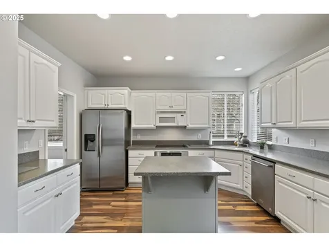 16275 SW Goshawk Street Beaverton OR 97007