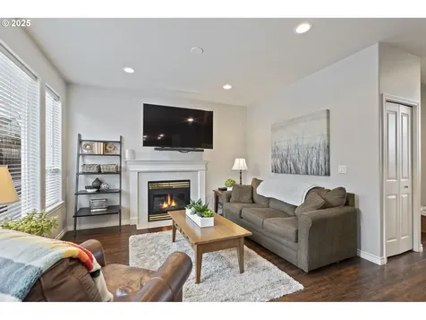 16275 SW Goshawk Street Beaverton OR 97007