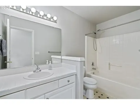 16275 SW Goshawk Street Beaverton OR 97007