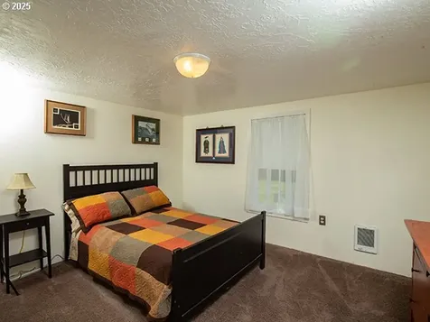 4930 SE 113th Avenue Portland OR 97266