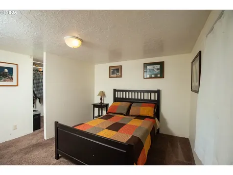 4930 SE 113th Avenue Portland OR 97266