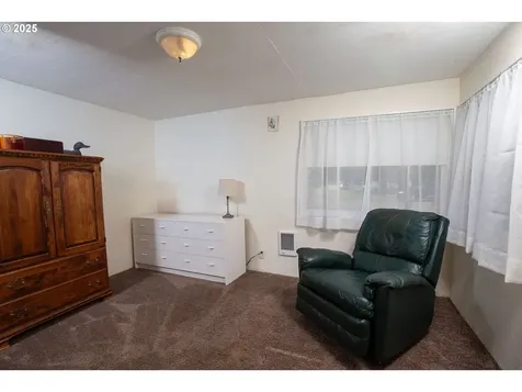 4930 SE 113th Avenue Portland OR 97266