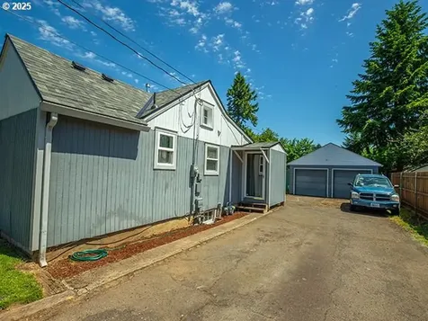 4930 SE 113th Avenue Portland OR 97266