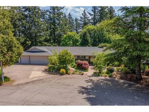 7580 Ridge Drive Gladstone OR 97027