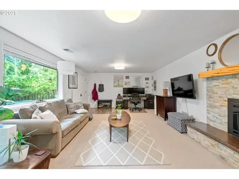 7580 Ridge Drive Gladstone OR 97027