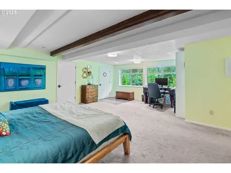 7580 Ridge Drive Gladstone OR 97027