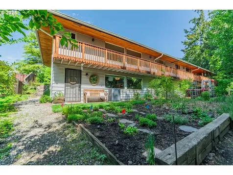 7580 Ridge Drive Gladstone OR 97027