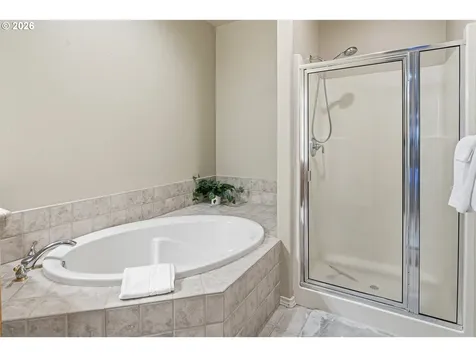 8433 Forest Ridge Loop Redmond OR 97756