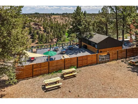 8433 Forest Ridge Loop Redmond OR 97756