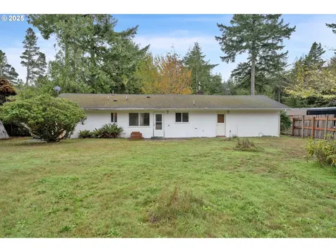 5546 S Shore Drive Florence OR 97439