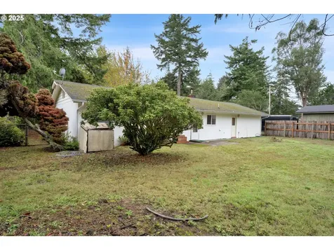 5546 S Shore Drive Florence OR 97439