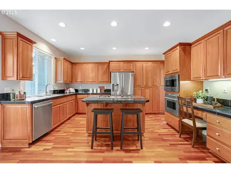 7001 SW Bouchaine Street Wilsonville OR 97070