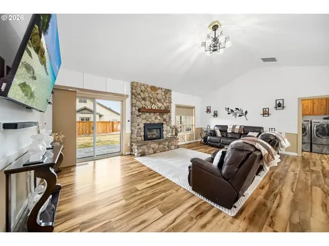 147 NW Saddlehorn Court Prineville OR 97754