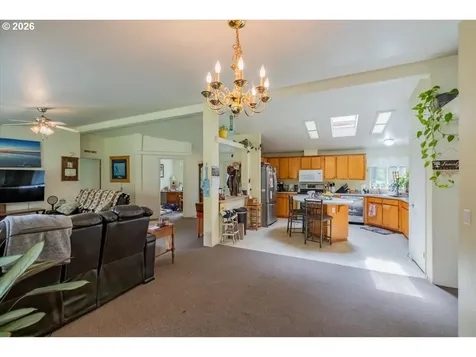 42927 Island Inn Drive Lebanon OR 97355