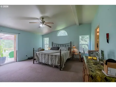 42927 Island Inn Drive Lebanon OR 97355