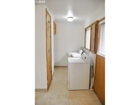 3023 SE Gladstone Street Portland OR 97202