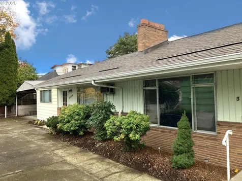 3023 SE Gladstone Street Portland OR 97202