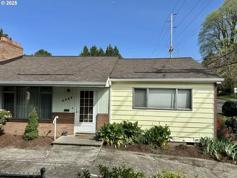 3023 SE Gladstone Street Portland OR 97202