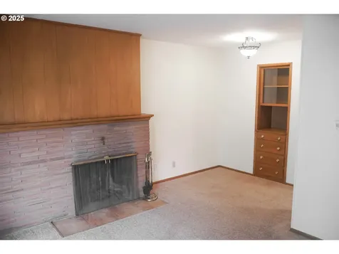 3023 SE Gladstone Street Portland OR 97202