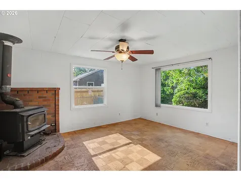 11625 NE Siskiyou Street Portland OR 97220