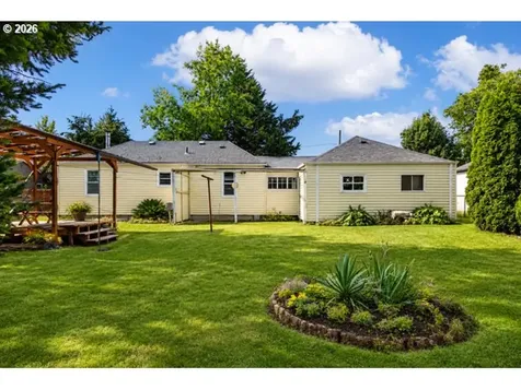11625 NE Siskiyou Street Portland OR 97220