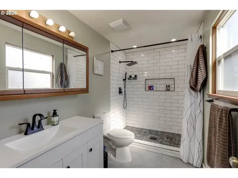 1022 NE 196th Avenue Portland OR 97230