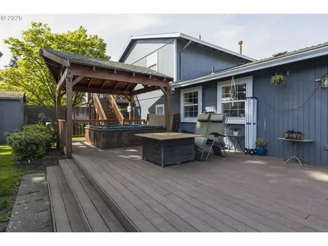 1022 NE 196th Avenue Portland OR 97230