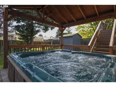 1022 NE 196th Avenue Portland OR 97230