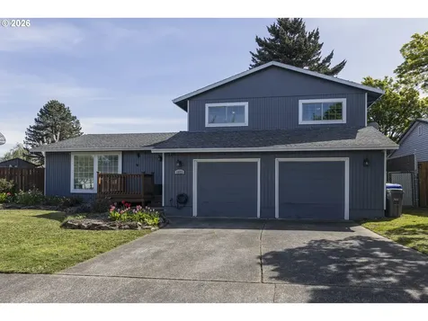 1022 NE 196th Avenue Portland OR 97230