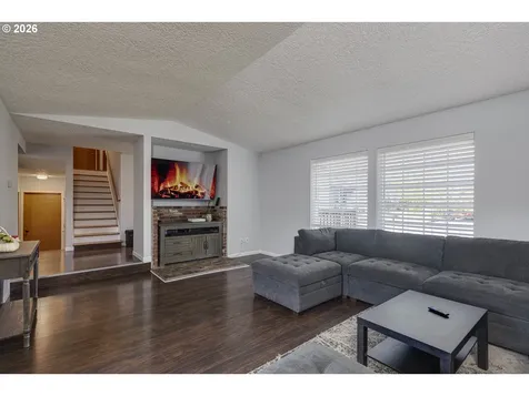 1022 NE 196th Avenue Portland OR 97230