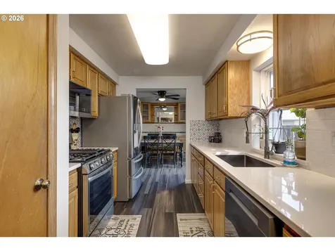 1022 NE 196th Avenue Portland OR 97230