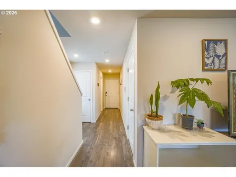 2804 N 3rd Way Ridgefield WA 98642
