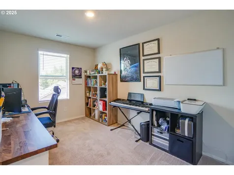 2804 N 3rd Way Ridgefield WA 98642
