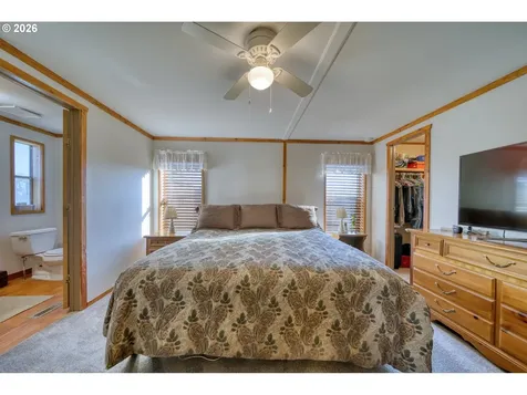 51550 SE 6th Street Scappoose OR 97056