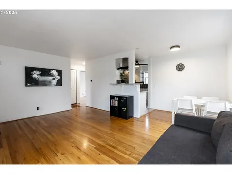 1215 NE 80th Avenue Portland OR 97213