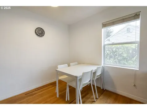 1215 NE 80th Avenue Portland OR 97213