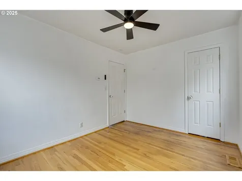 1215 NE 80th Avenue Portland OR 97213